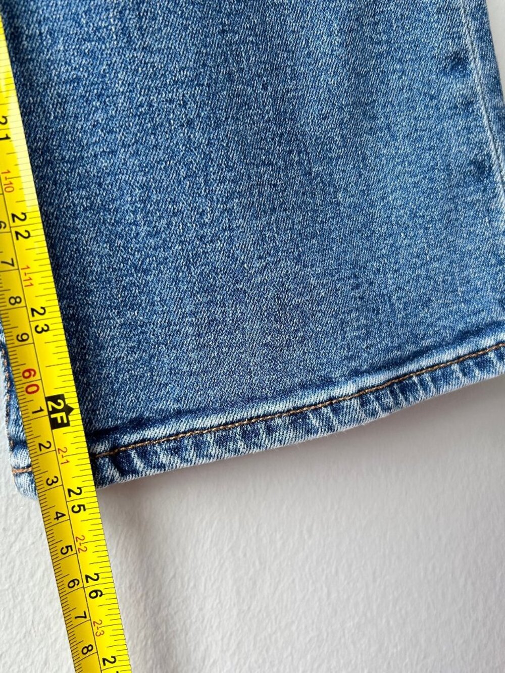 Joe's Jeans The Callie High Rise Cropped Bootcut Jeans Size 24 Medium Wash - Picture 11 of 13